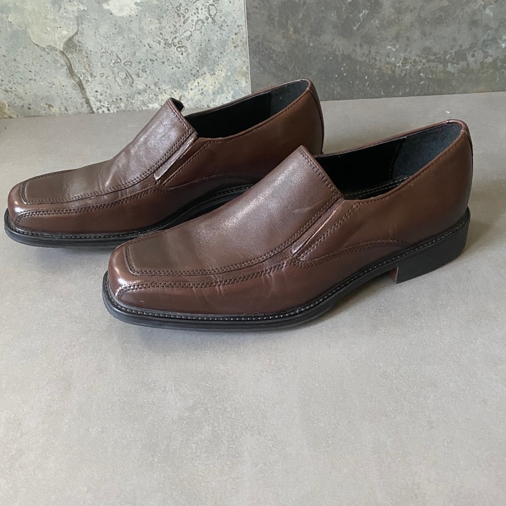 Bostonian Beecher Run-Off Slip-On